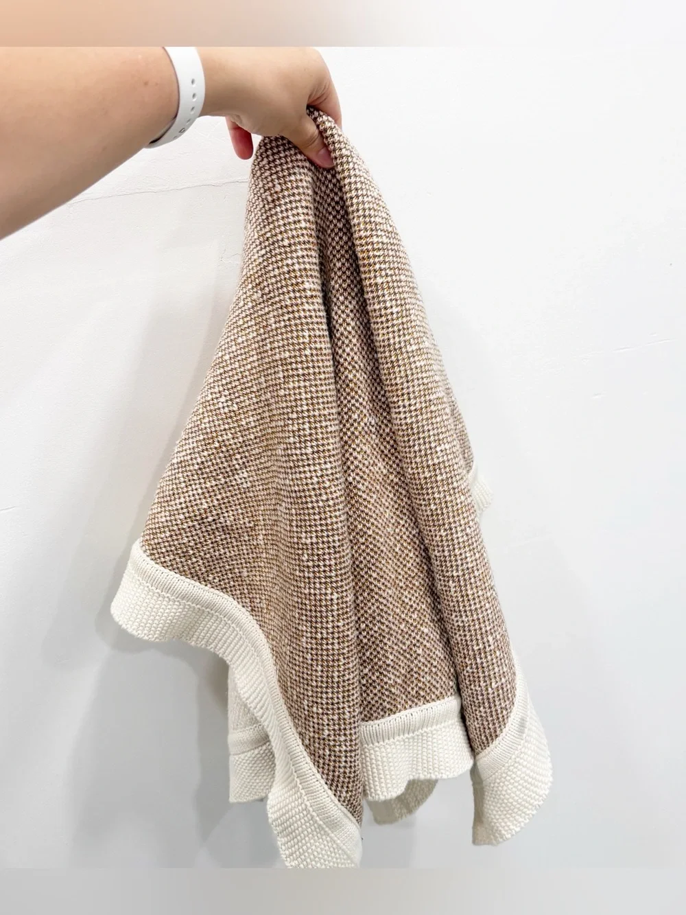Adairs Jungle Organic Cotton Giraffe Baby Blanket Knitted